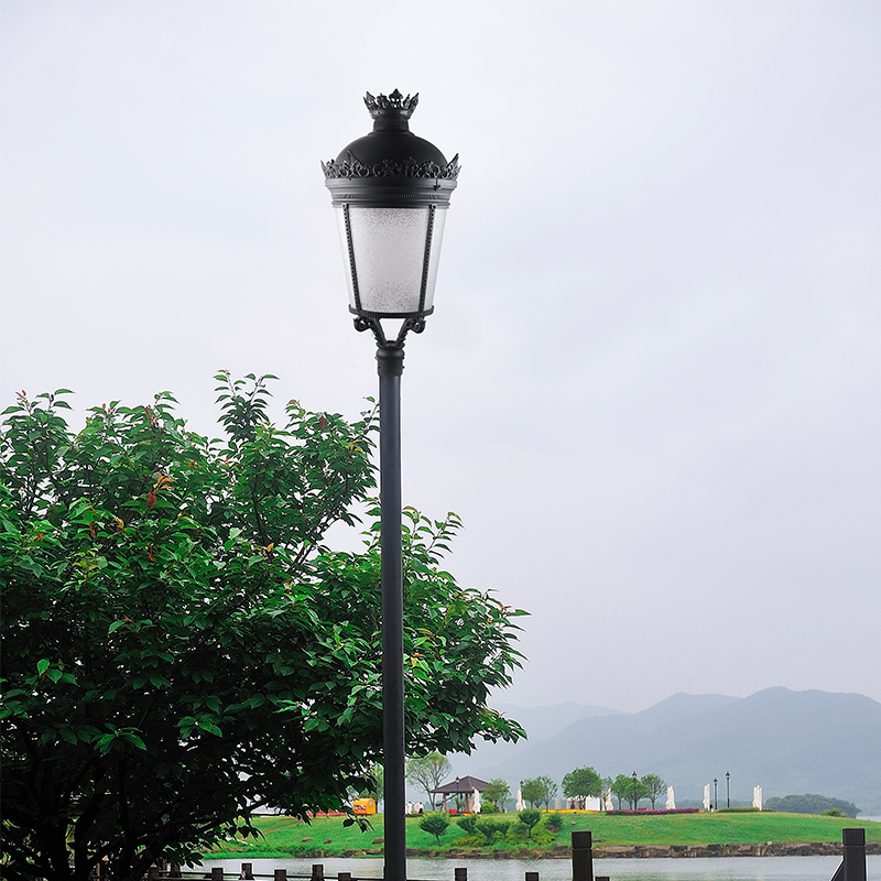 YMLED-6125 Luces superiores de poste LED de aluminio de Europa clásica